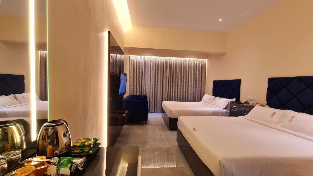 Galaxy Club & Hotel Bijāpur Εξωτερικό φωτογραφία