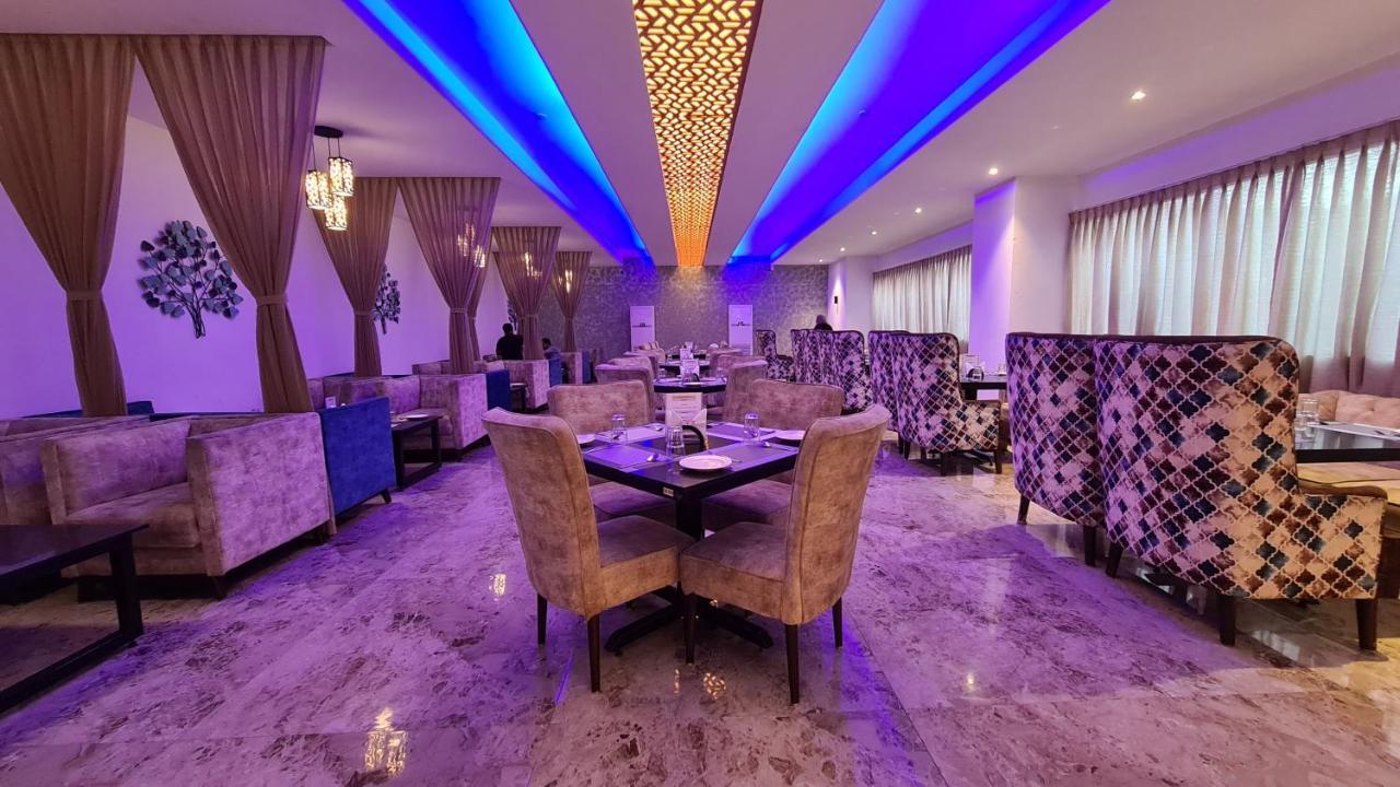 Galaxy Club & Hotel Bijāpur Εξωτερικό φωτογραφία