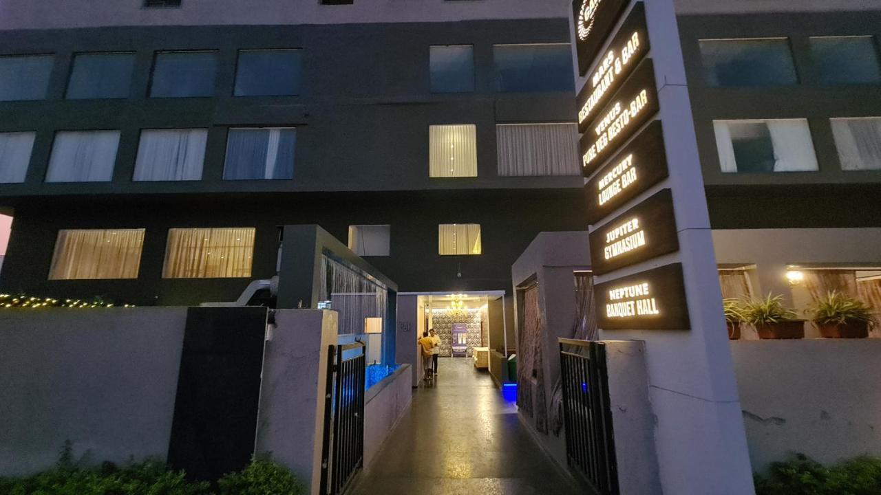Galaxy Club & Hotel Bijāpur Εξωτερικό φωτογραφία