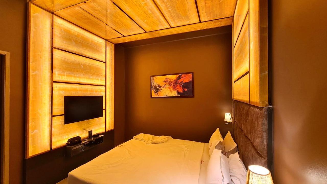 Galaxy Club & Hotel Bijāpur Εξωτερικό φωτογραφία